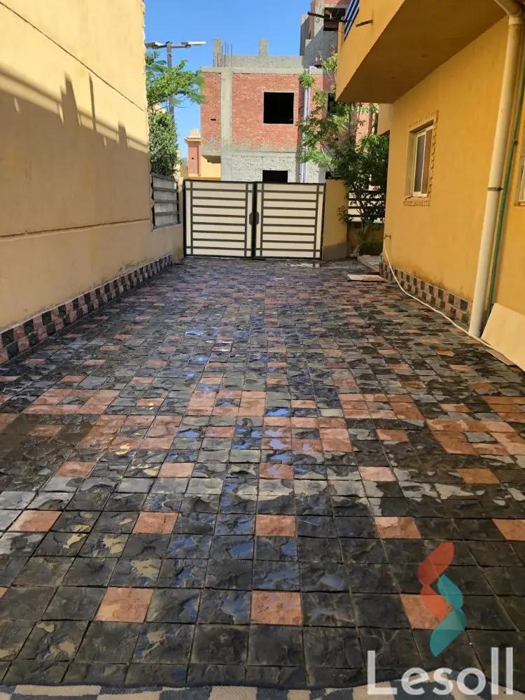 فيلا للبيع بمساحة 500 متر و 4 غرف في 6 اكتوبر الجيزة