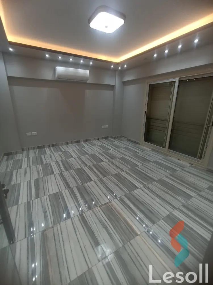 مكتب  للايجار بمساحة 200 متر و 3 غرف في مصر الجديدة القاهرة