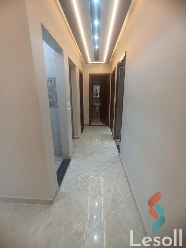 مكتب  للايجار بمساحة 200 متر و 3 غرف في مصر الجديدة القاهرة