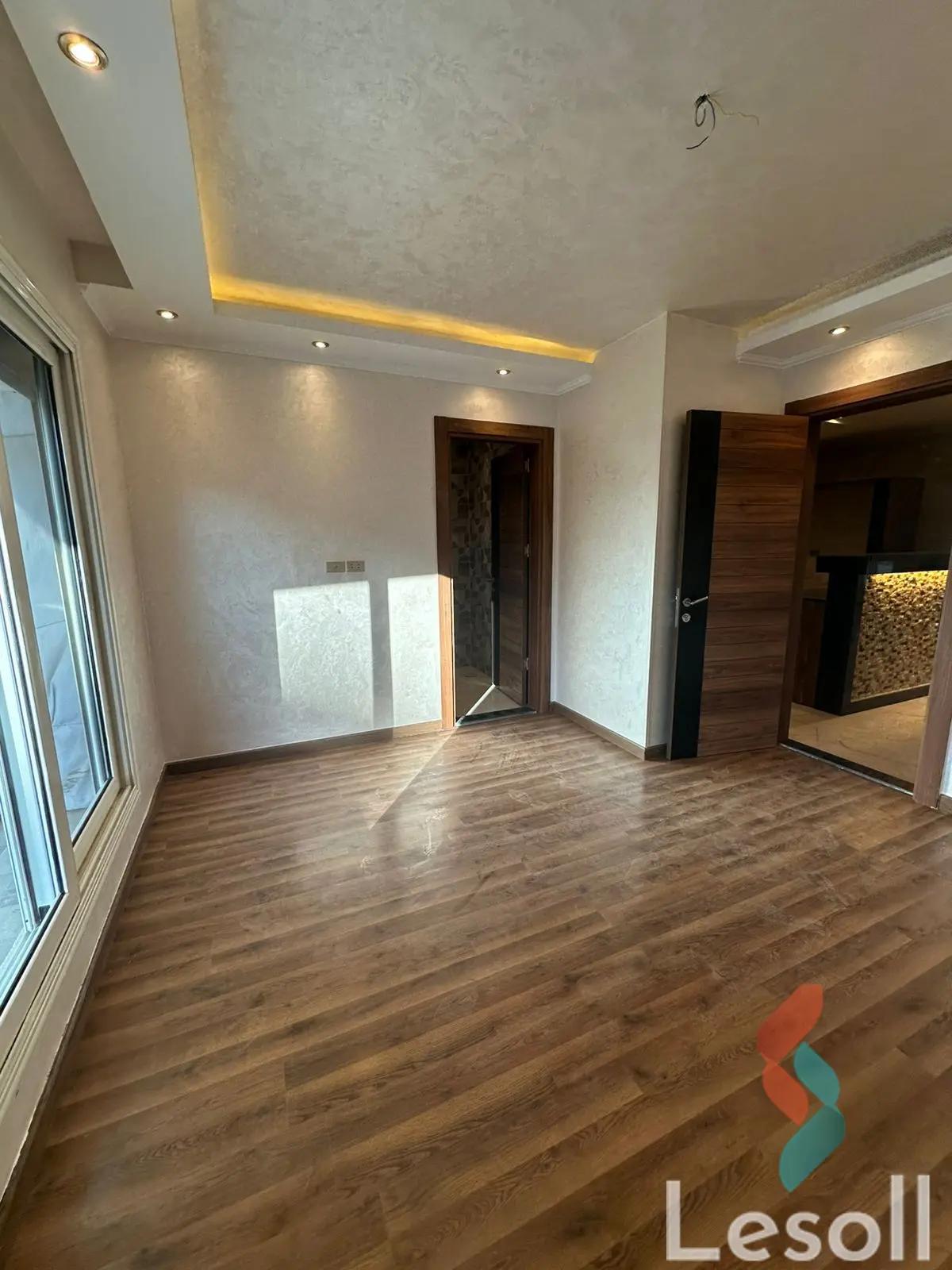 دوبلكس للبيع بمساحة 287 متر و 4 غرف في التجمع الخامس القاهرة