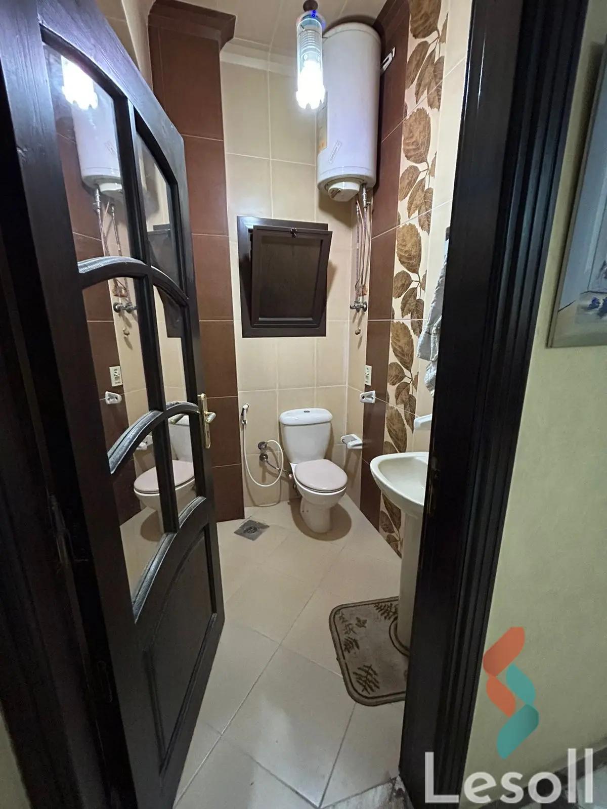 دوبلكس للبيع بمساحة 400 متر و 6 غرف في  التجمع الخامس القاهرة