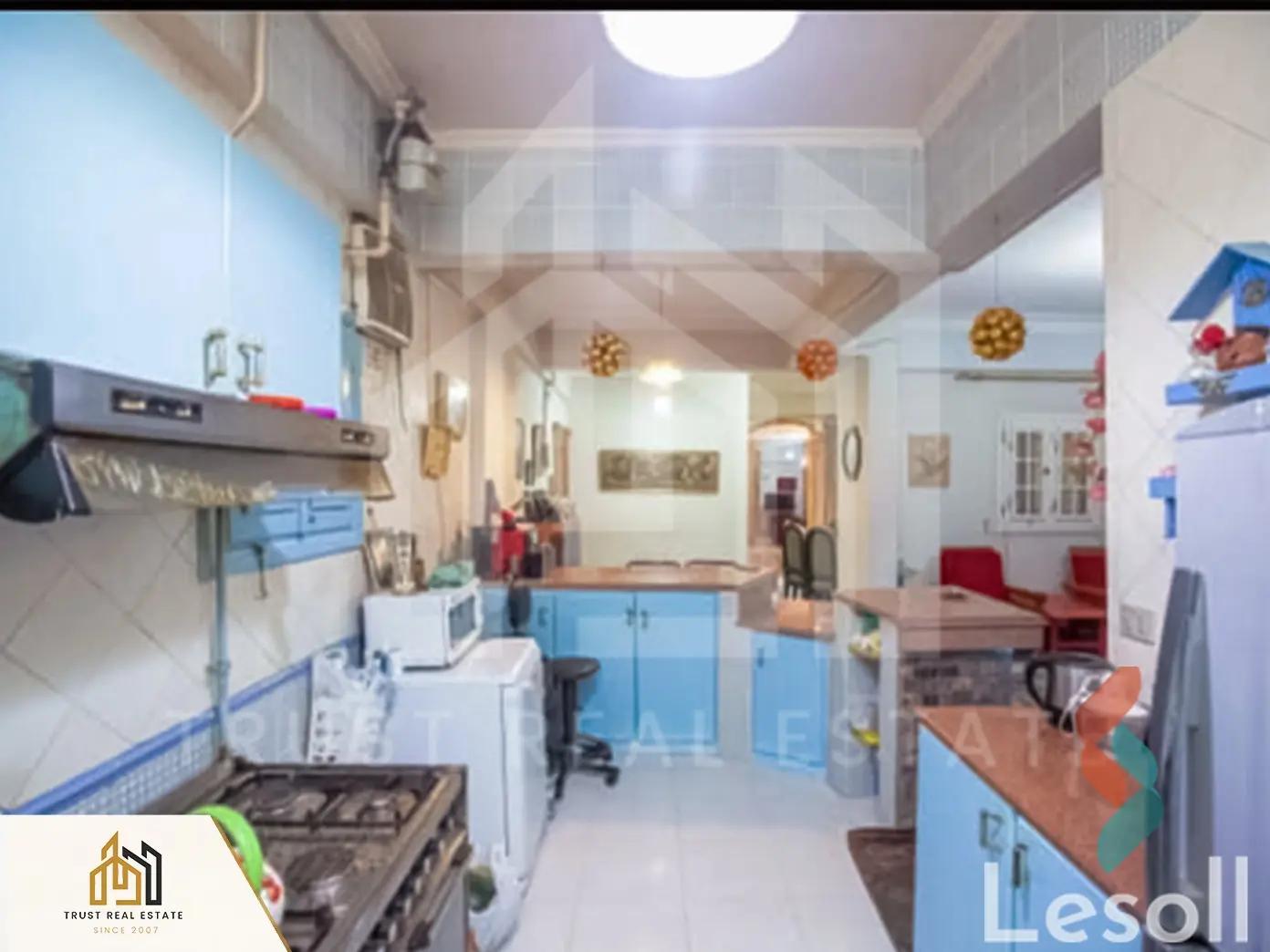 Apartment for sale with an area 285 meters and 3 rooms in  Snumberi Gaber Alexandria 