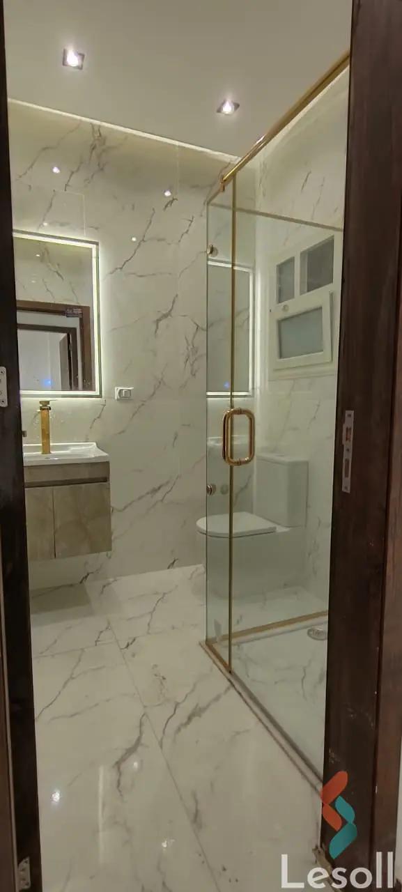 شقة للبيع بمساحة 135 متر و 3 غرف في  حدائق اكتوبر الجيزة - كل الصور