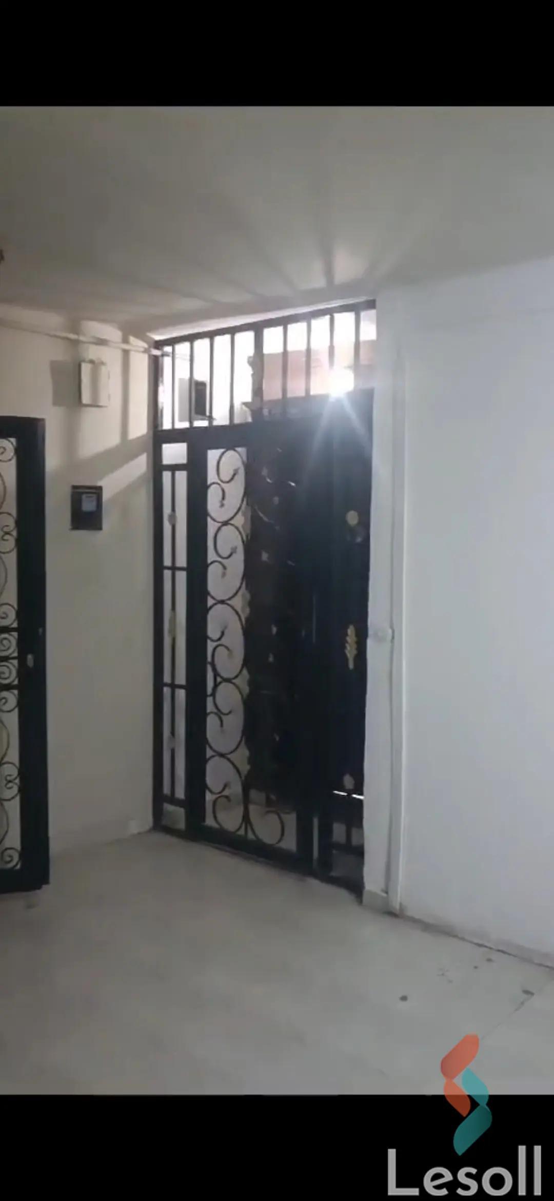 شقة للبيع بمساحة 127 متر و 3 غرف في  6 اكتوبر الجيزة