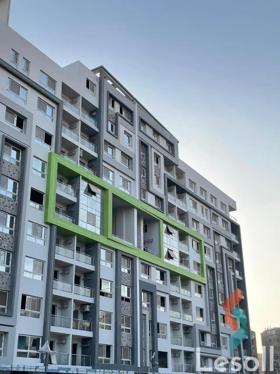 شقة  للبيع بمساحة 117 متر غرفتان و في  المقطم القاهرة - كل الصور