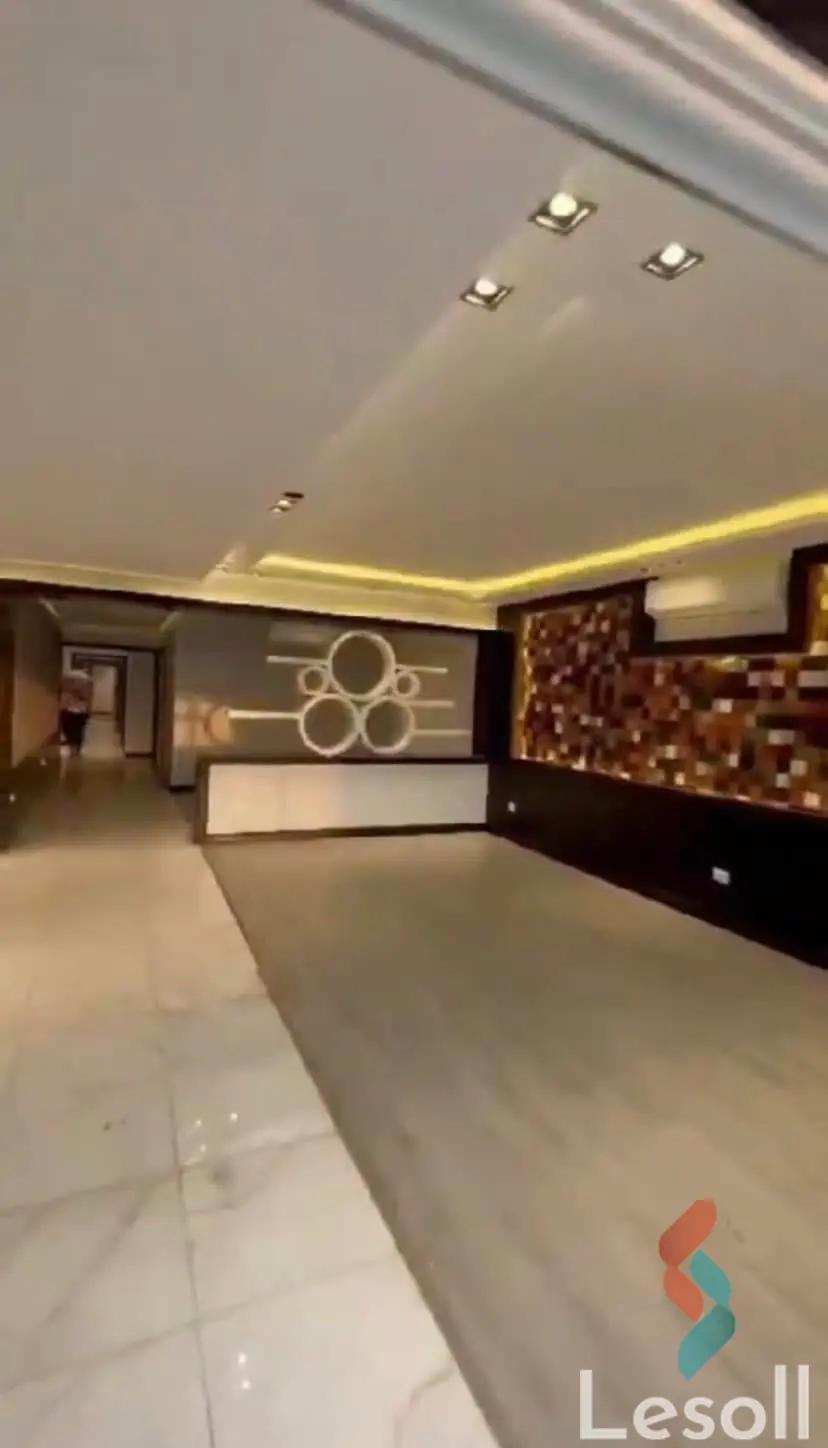 Apartment for sale with an area 275 meters and 5 rooms in  Manyal Cairo 