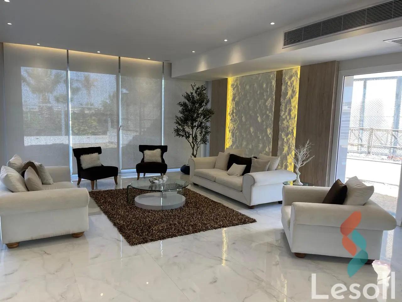 فيلا للبيع بمساحة 1,000 متر و 5 غرف في  مدينتي القاهرة