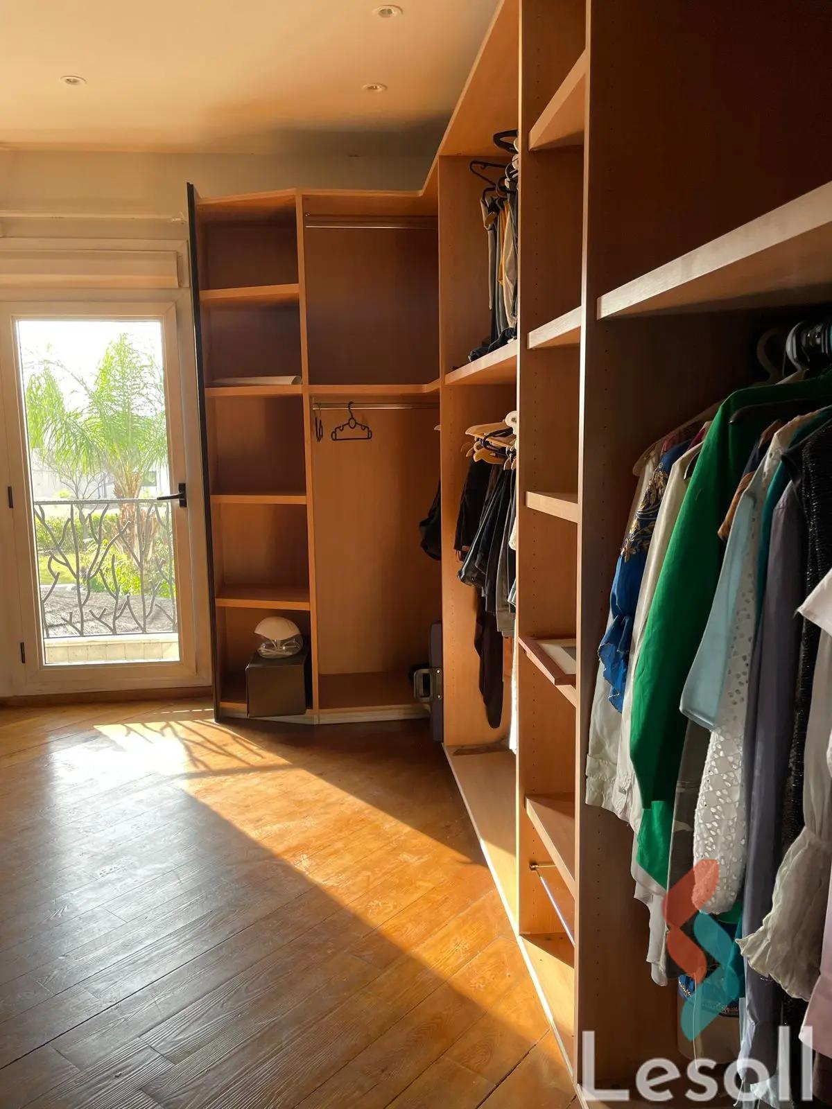 فيلا للبيع بمساحة 1,282 متر و 11 غرف في  التجمع الخامس القاهرة