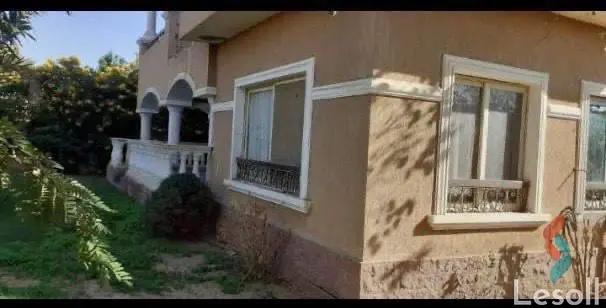 فيلا للبيع بمساحة 964 متر و 4 غرف في  مدينة الشروق القاهرة
