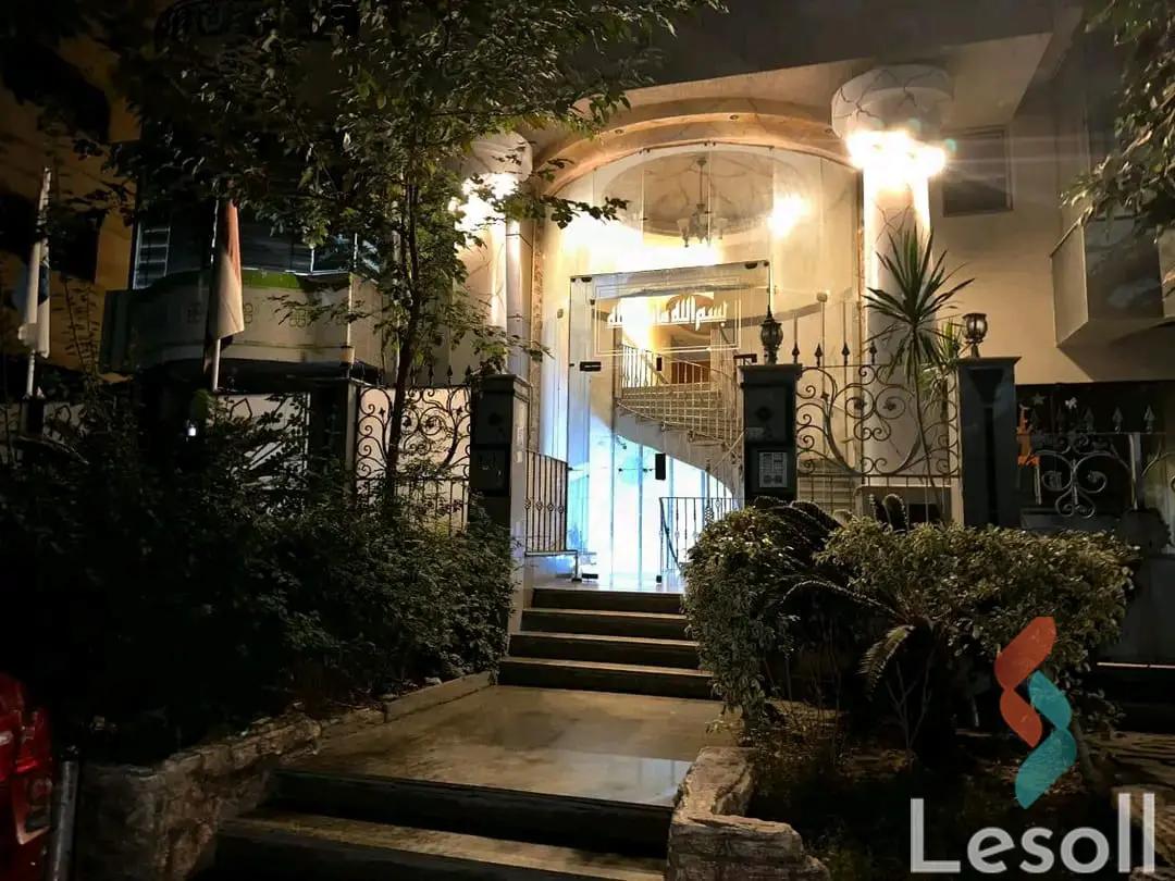 Office for sale with an area 400 meters in Sheraton Cairo  - All Images