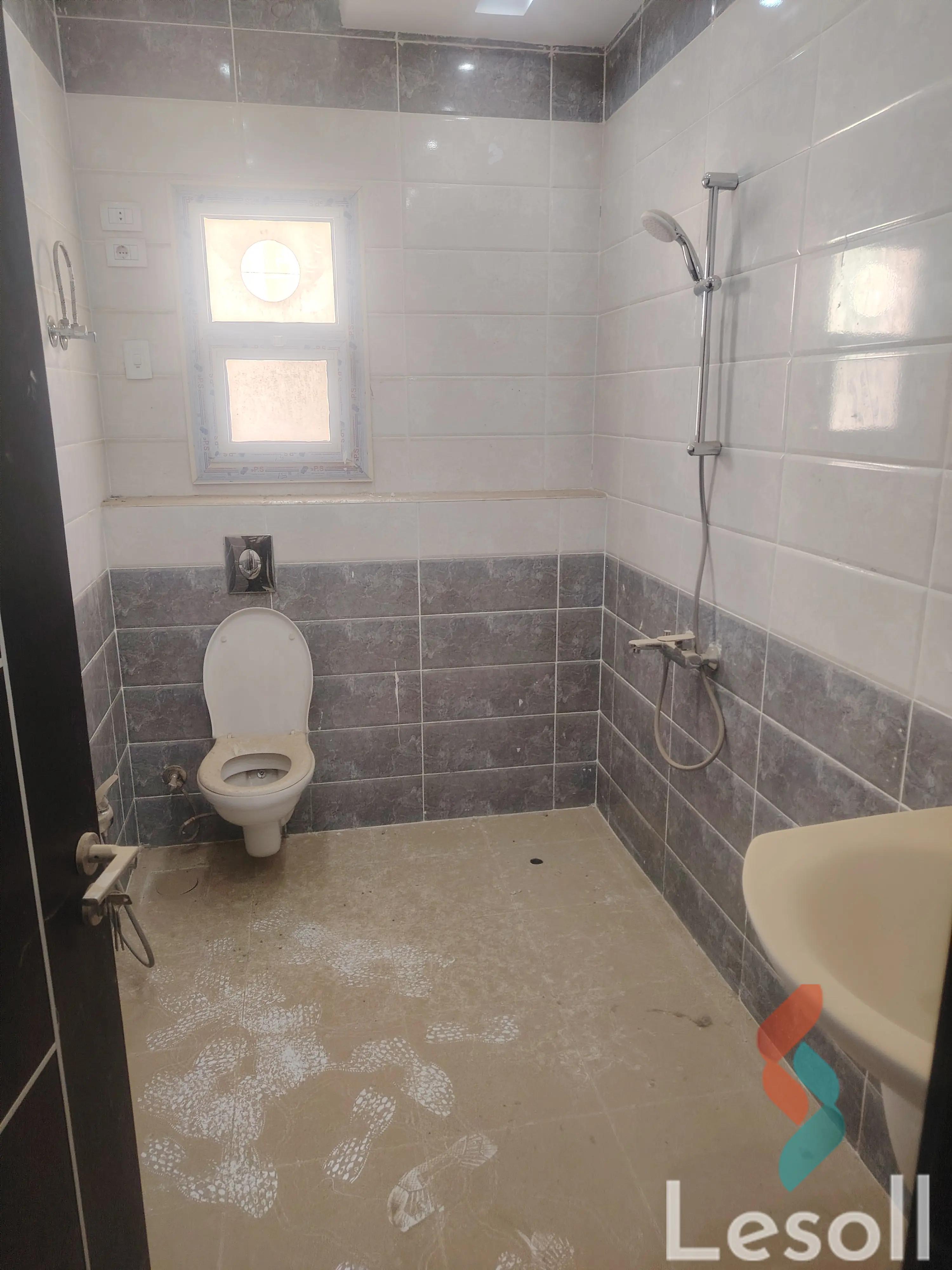 Apartment for monthly rent with an area 150 meters and 3 rooms in 5th Settlement Cairo  - All Images