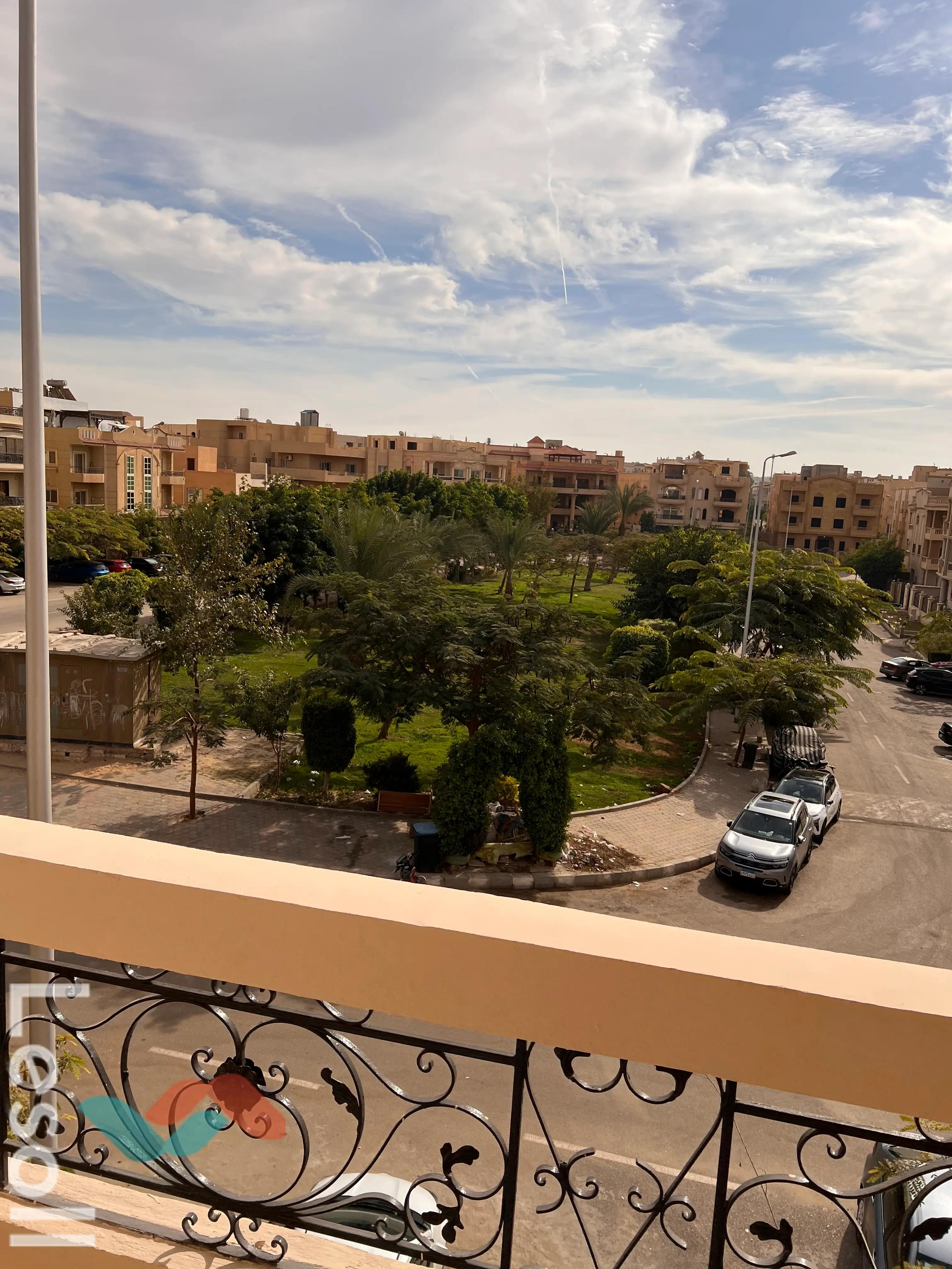 Apartment for yearly rent with an area 200 meters and 3 rooms in New Cairo Cairo  - Image 2