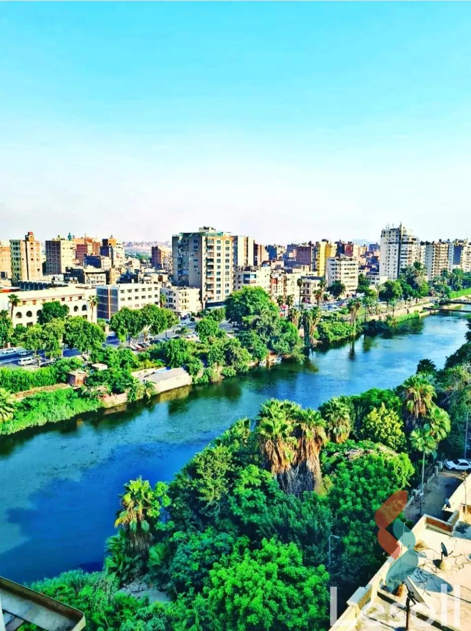 شقة للايجار اليومي بمساحة 200 متر و 4 غرف في المنيل القاهرة