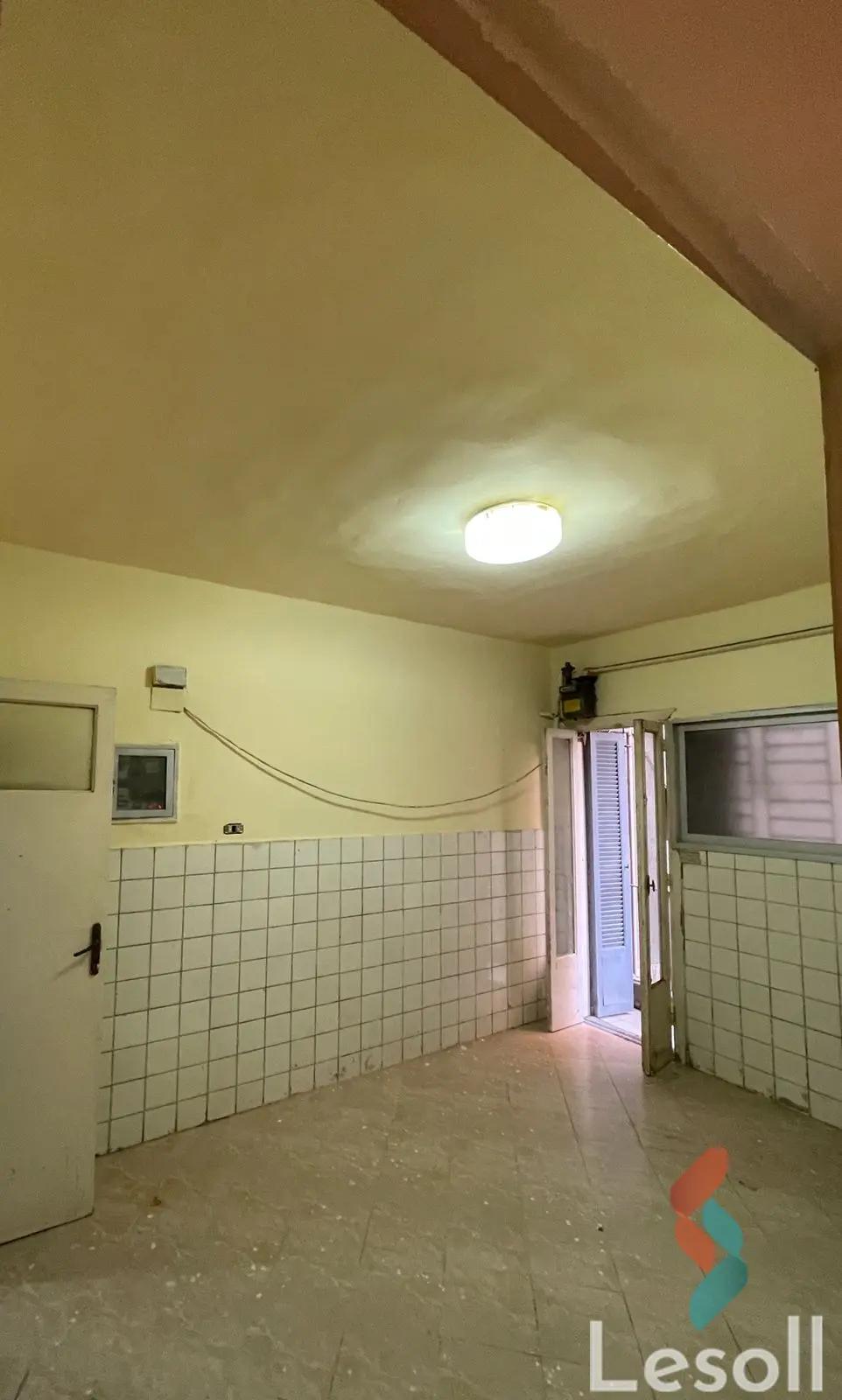 شقة للايجار الشهري بمساحة 170 متر و 3 غرف في الدقى الجيزة