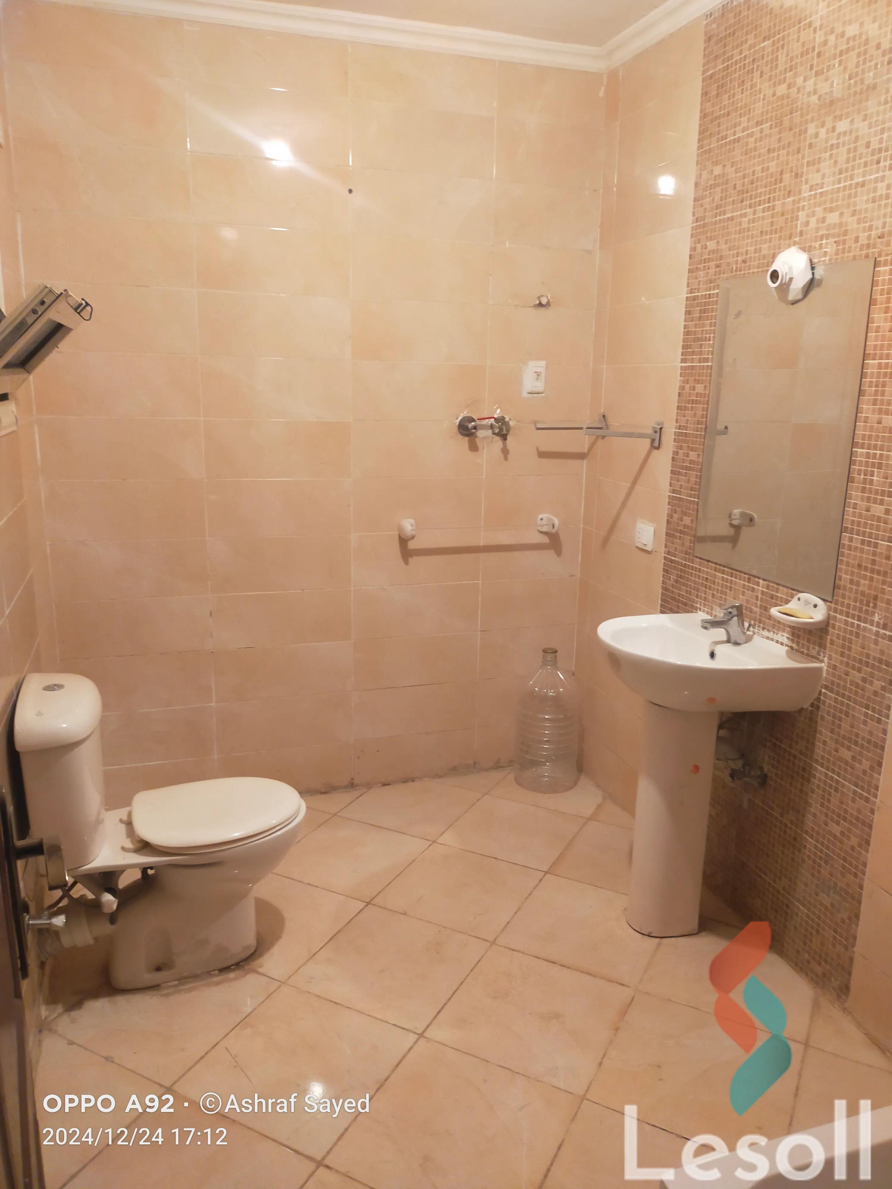 شقة للايجار الشهري بمساحة 130 متر و 3 غرف في حدائق اكتوبر الجيزة