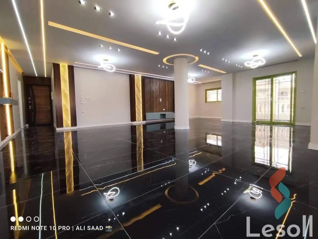 شقة للبيع بمساحة 240 متر و 3 غرف في  حدائق الأهرام الجيزة - صورة 2