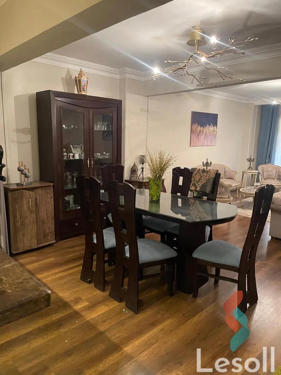 شقة للبيع بمساحة 160 متر و 4 غرف في  المقطم القاهرة - صورة 4