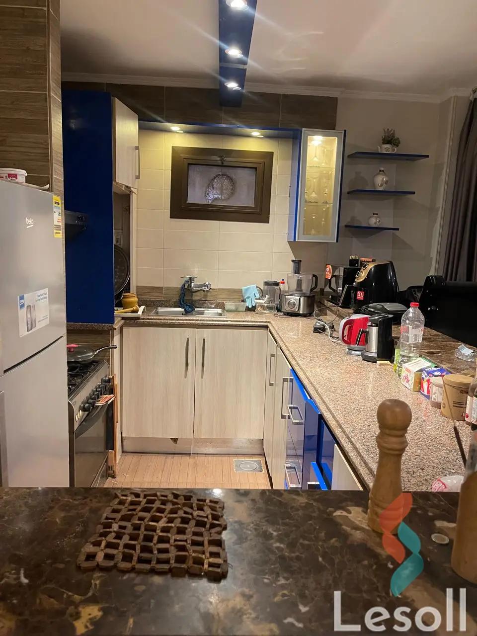 شقة للبيع بمساحة 160 متر و 4 غرف في  المقطم القاهرة - كل الصور