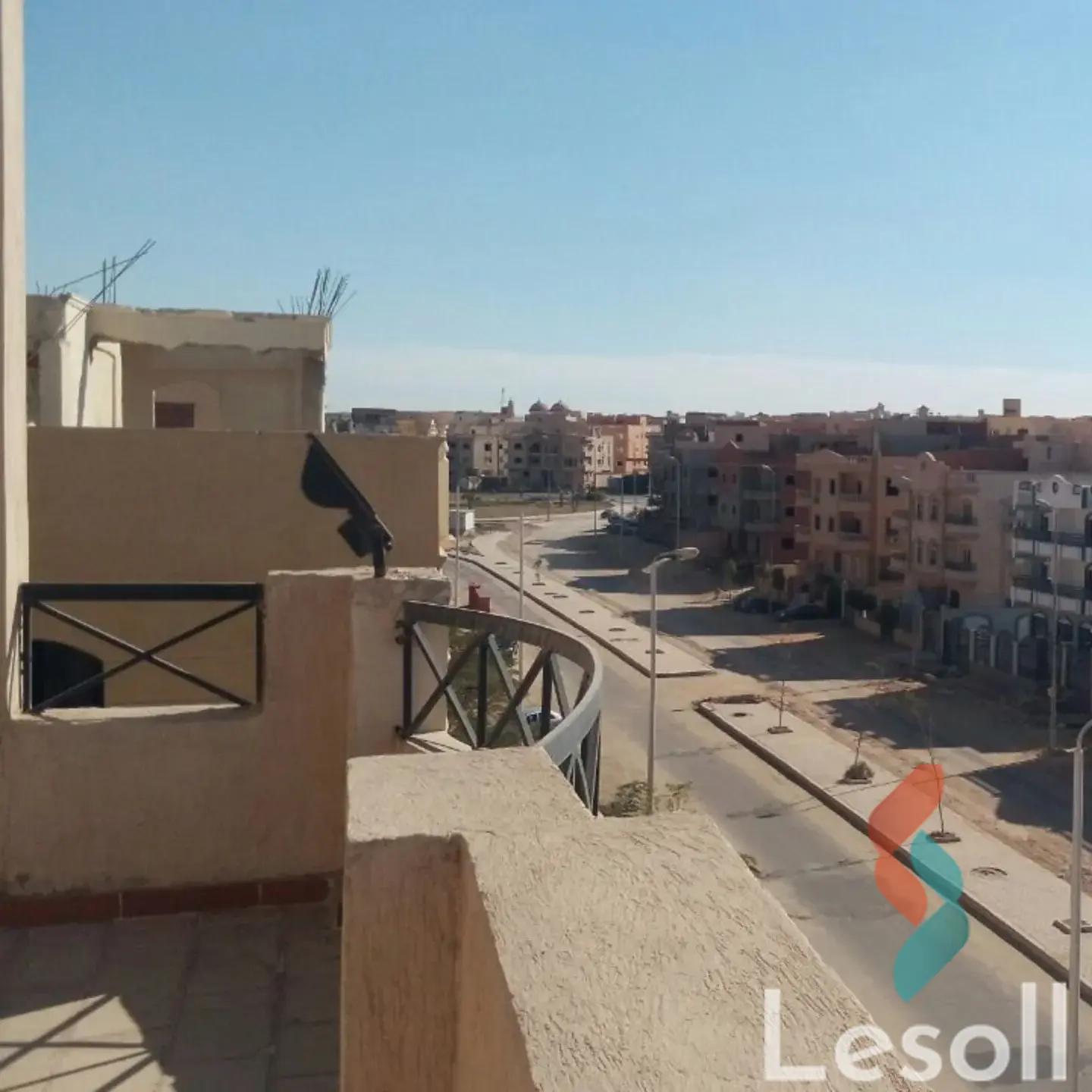 Apartment for sale with an area 241 meters and 3 rooms in  Cheikh Zayed Giza  - Image 2