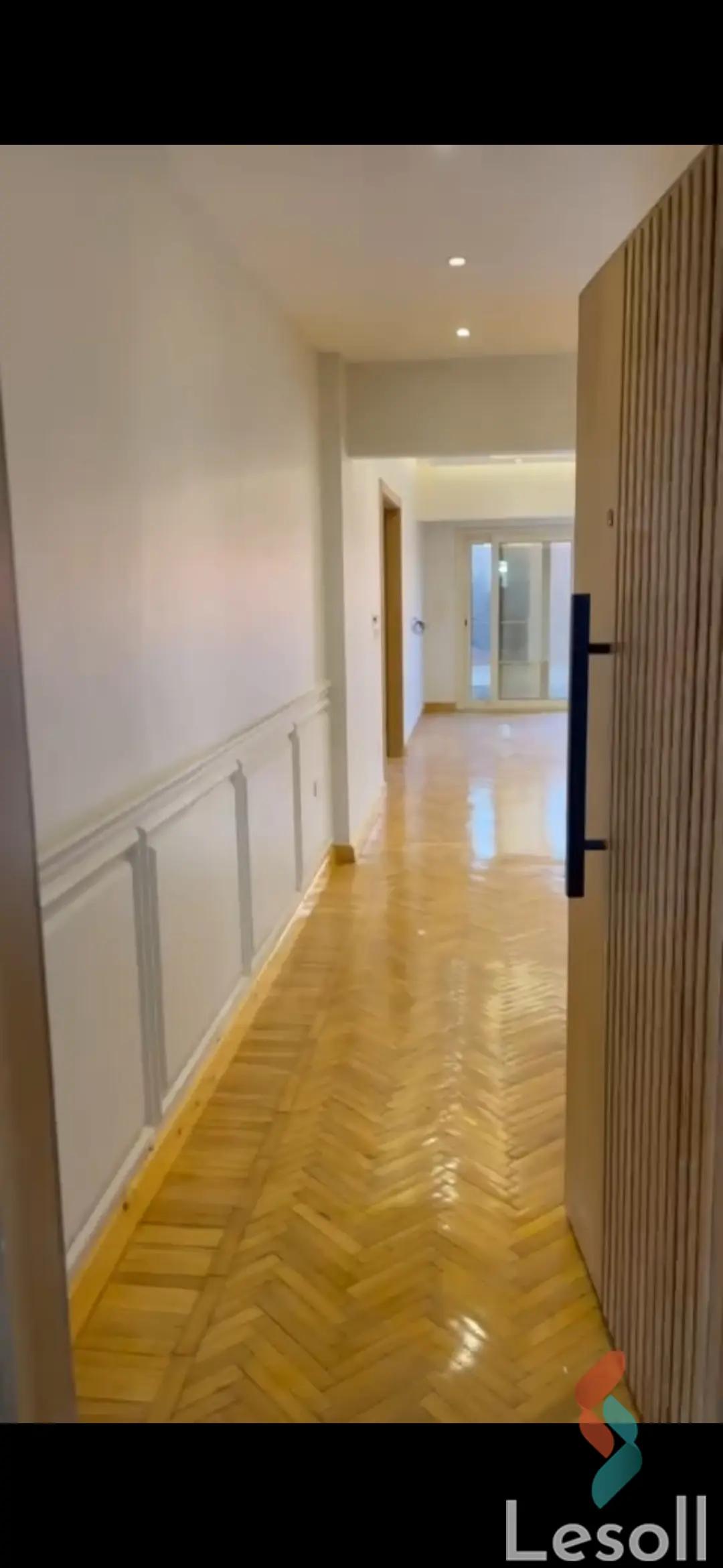 شقة للبيع بمساحة 230 متر و 3 غرف في  المهندسين الجيزة