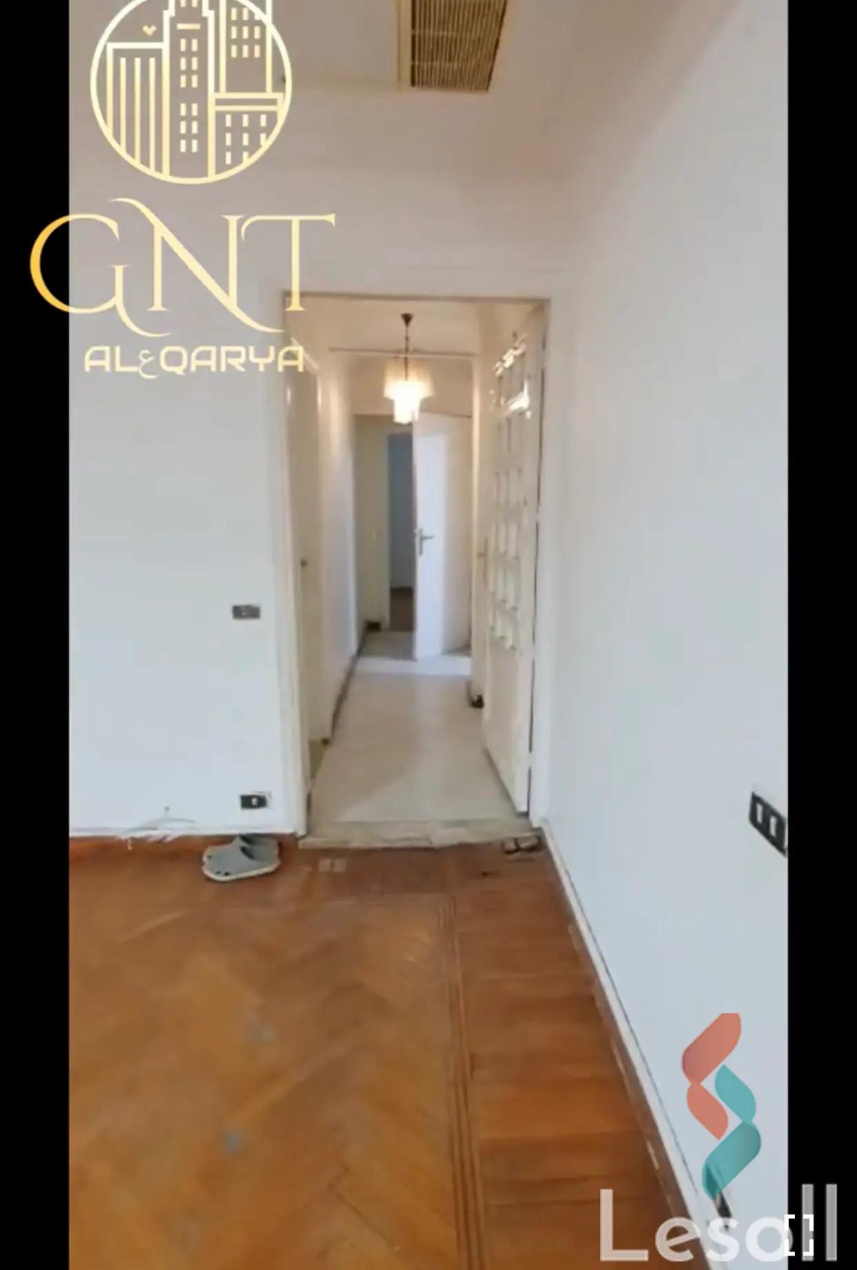 شقة للبيع بمساحة 420 متر و 5 غرف في  المهندسين الجيزة