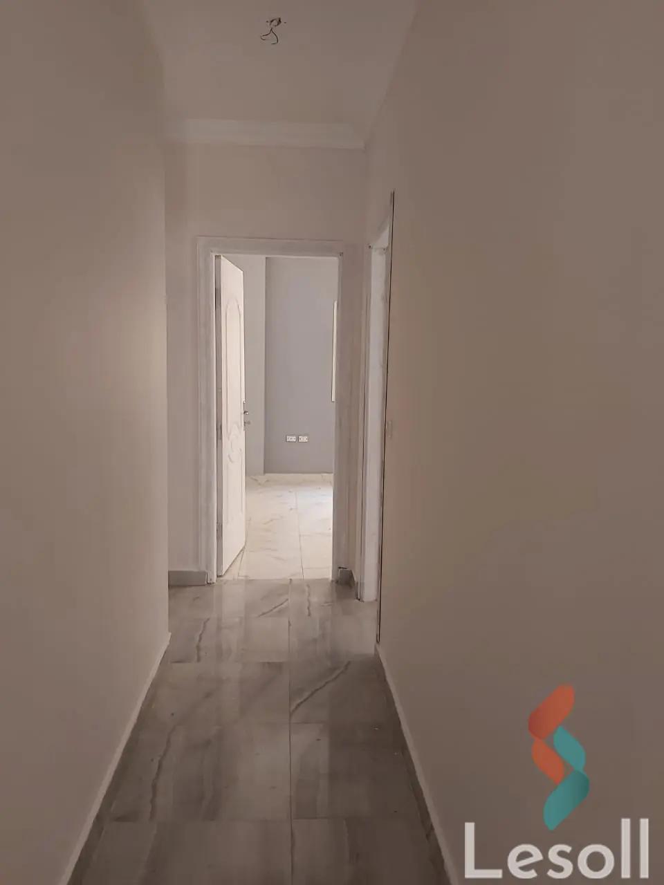 شقة للبيع بمساحة 180 متر و 3 غرف في  التجمع الخامس القاهرة - صورة 3