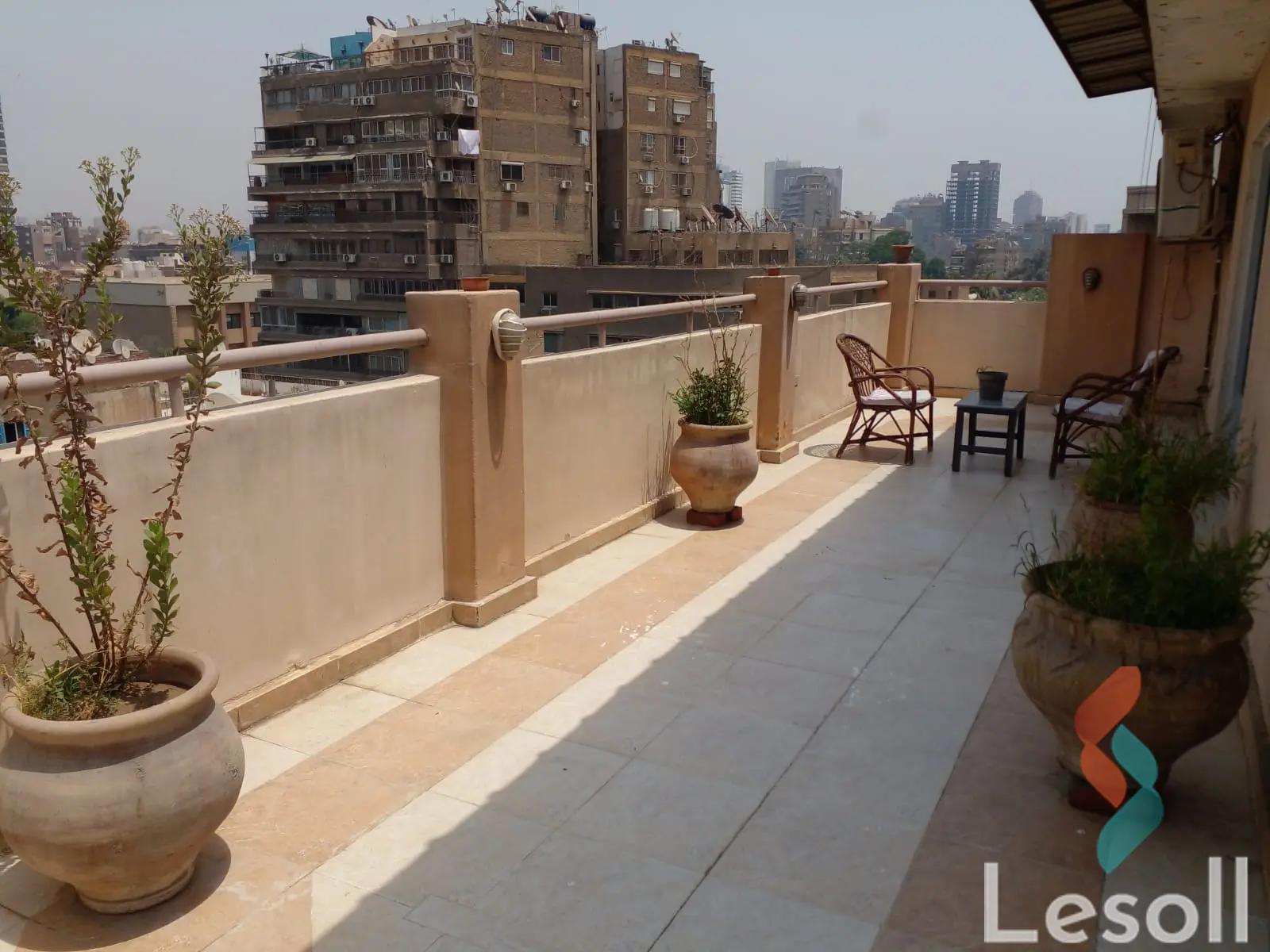 شقة للبيع بمساحة 450 متر و 4 غرف في  العجوزة الجيزة