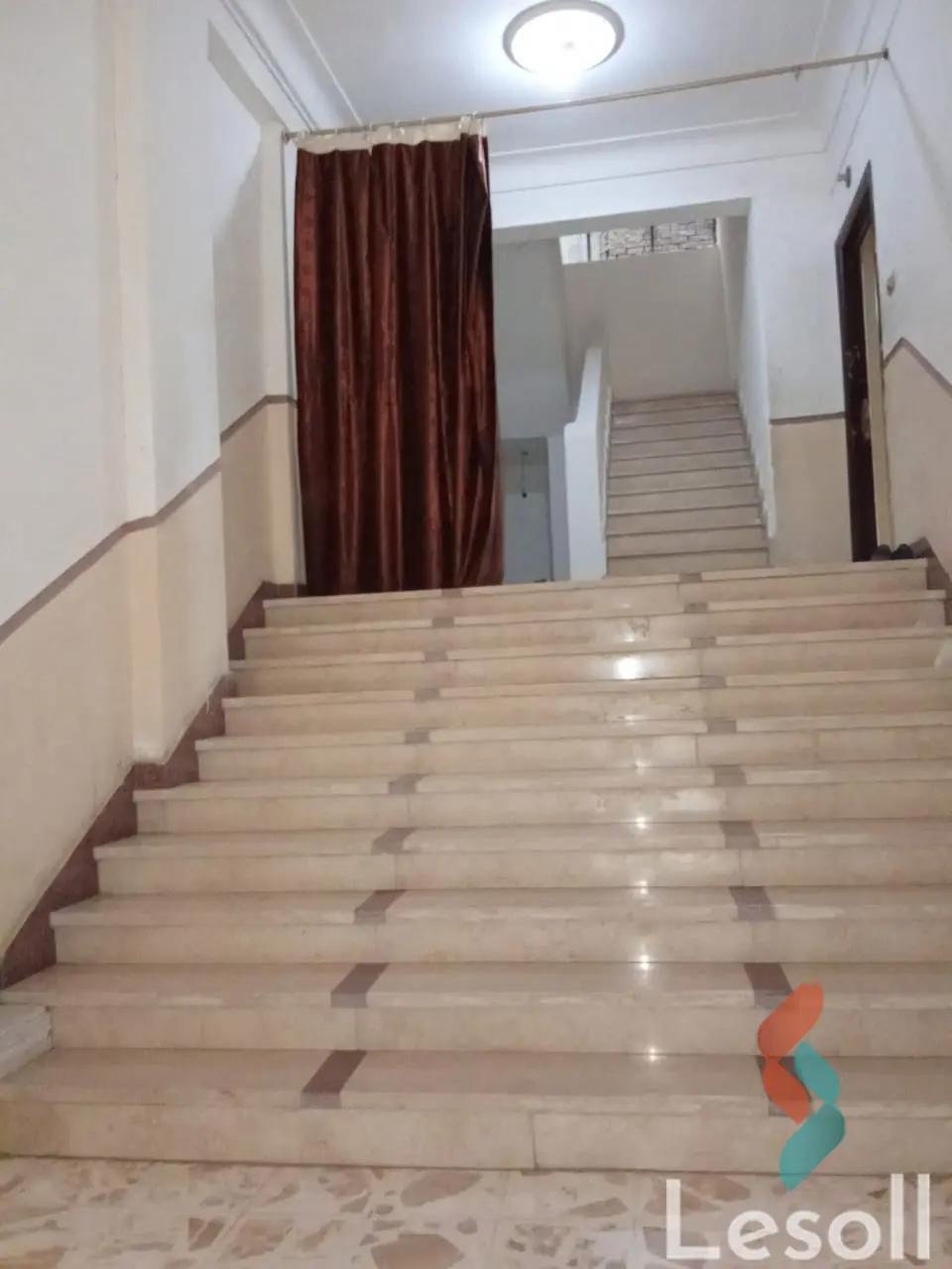 Building for sale with an area 160 meters and 6 rooms in  Al Mamurah Alexandria  - Image 3
