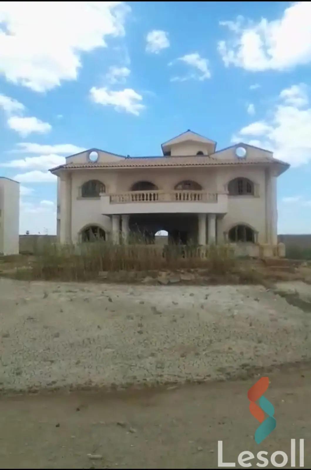 Building for sale with an area 29,400 meters in Snores Fayoum 