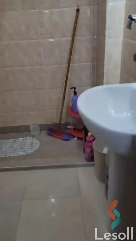 Apartment for sale with an area 185 meters and 3 rooms in  Cheikh Zayed Giza  - Image 4