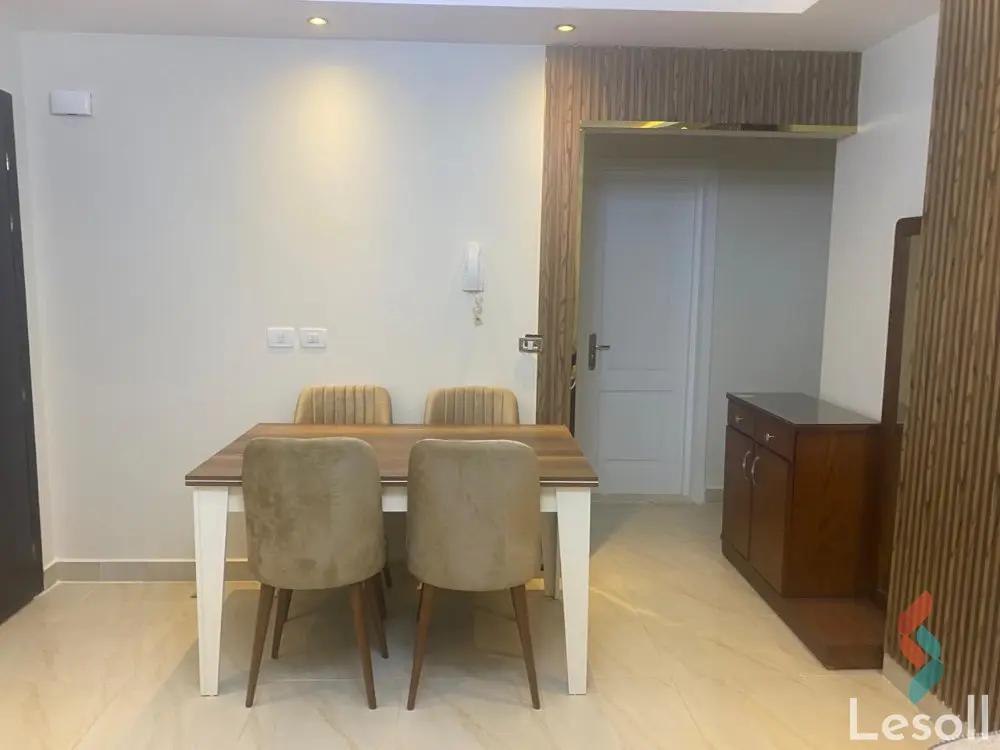 شقة للايجار الشهري بمساحة 95 متر و غرفتان في مدينتي القاهرة - صورة 2