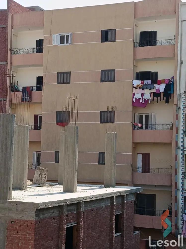  عمارة للبيع بمساحة 165 متر و غرفتان في كوم حمادة البحيرة