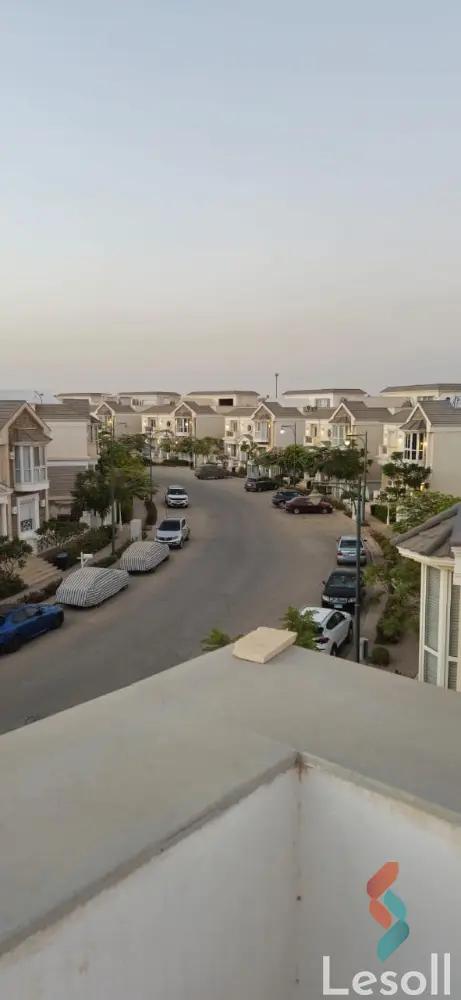 بنتهاوس للايجار الشهري بمساحة 167 متر و 3 غرف في 6 اكتوبر الجيزة