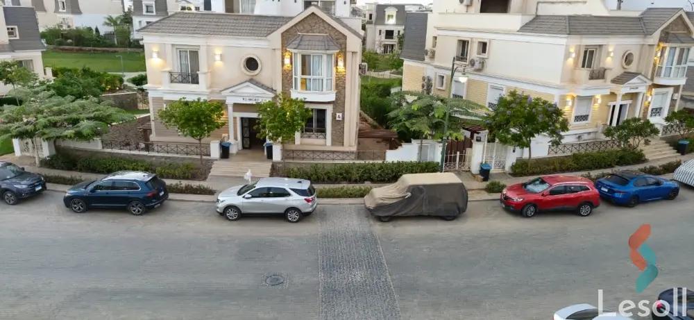 بنتهاوس للايجار الشهري بمساحة 167 متر و 3 غرف في 6 اكتوبر الجيزة