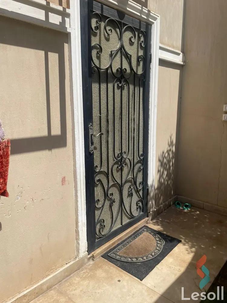 Twin house for sale with an data.area 385 meters and 7 data.rooms in  Cheikh Zayed Giza  - Image 3