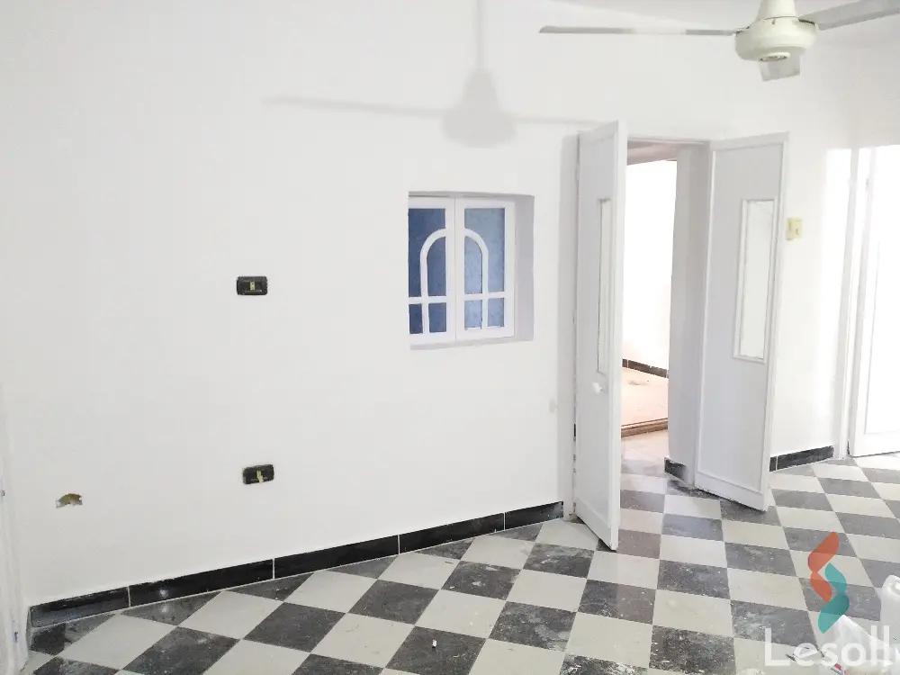 شقة بحديقة للبيع بمساحة 70 متر و غرفتان في دهب جنوب سيناء