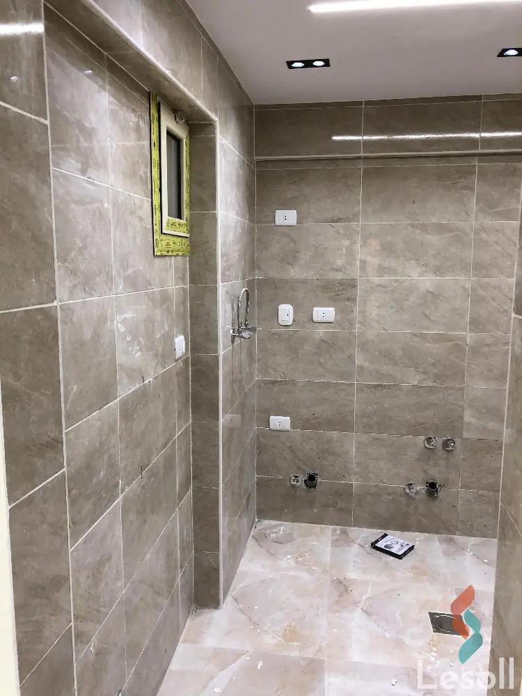 شقة للبيع بمساحة 160 متر و 3 غرف في الدقى الجيزة - صورة 2