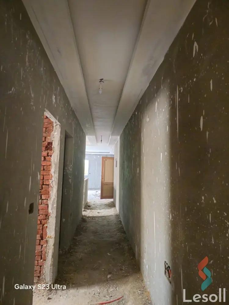 شقة للبيع بمساحة 200 متر و 3 غرف في العبور القليوبية - صورة 4