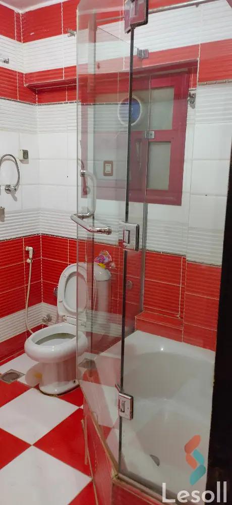 شقة للبيع بمساحة 135 متر و 3 غرف في العبور القليوبية - صورة 4