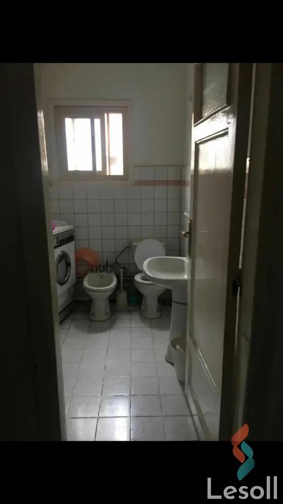 شقة للبيع بمساحة 150 متر و 3 غرف في المهندسين الجيزة - كل الصور