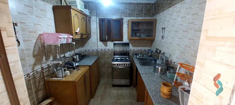 شقة للبيع بمساحة 100 متر و 3 غرف في الهرم الجيزة