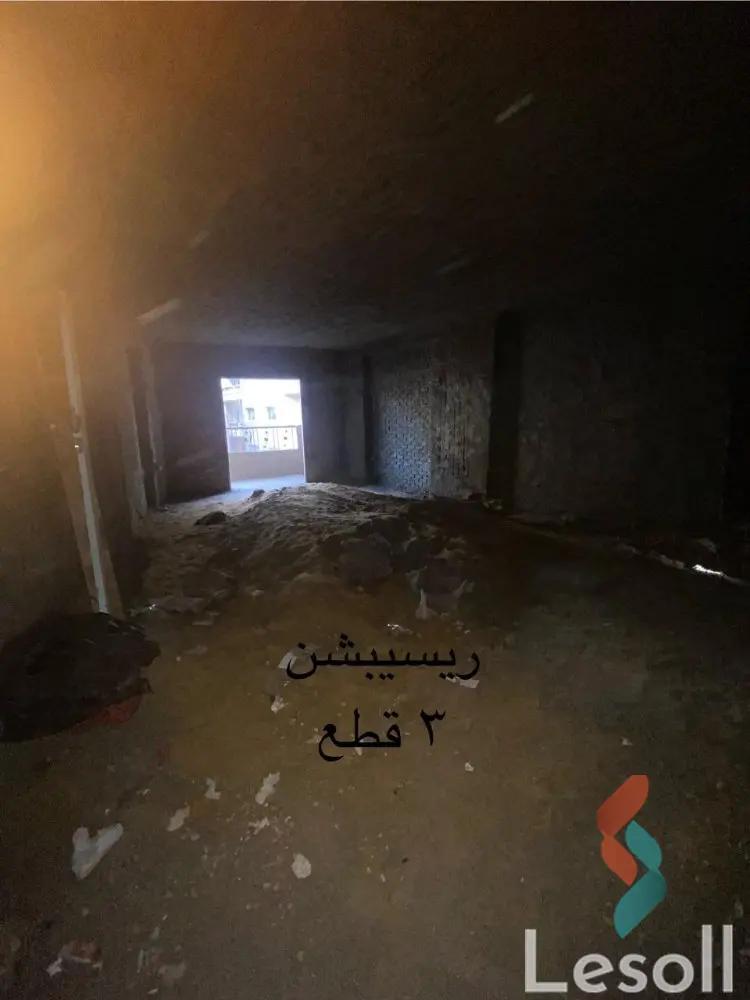 Apartment for sale with an data.area 165 meters and 3 data.rooms in  Haram Giza  - Image 4