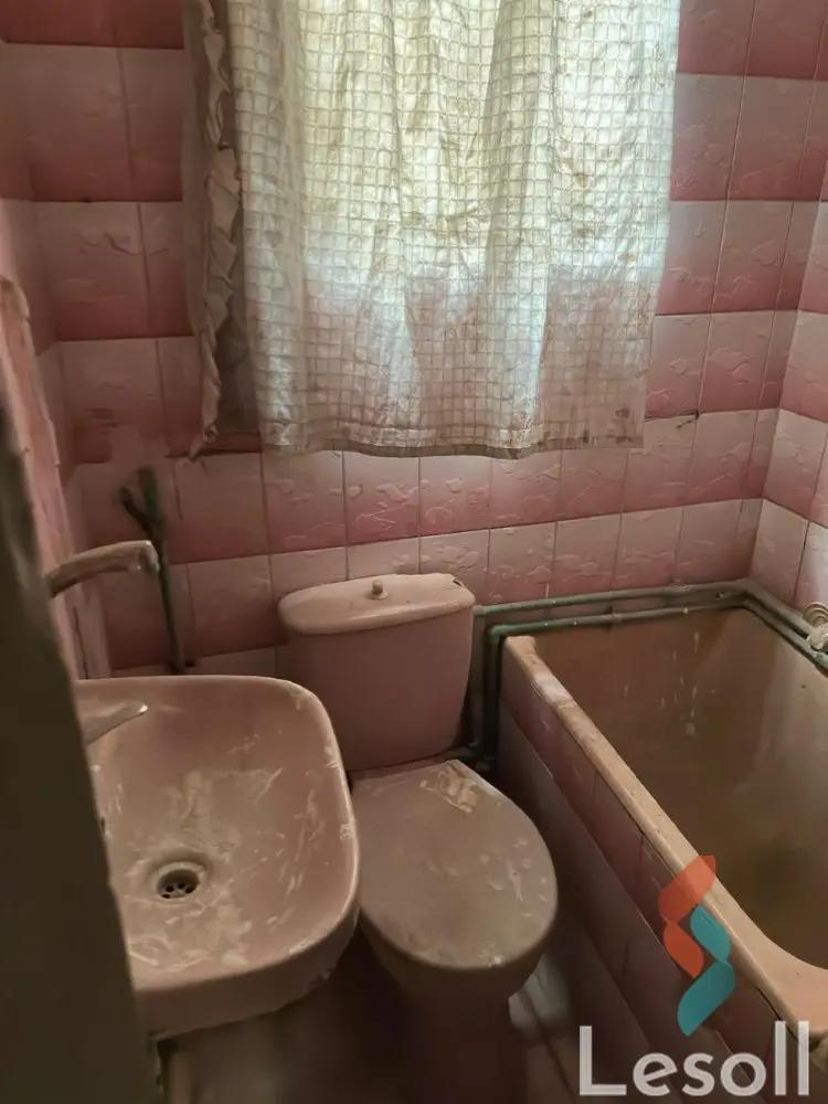 عياده للايجار الشهري بمساحة 80 متر في شبرا القاهرة 