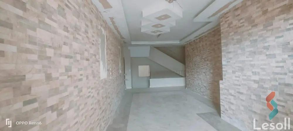 دوبلكس للبيع بمساحة 310 متر و 3 غرف في العبور القليوبية