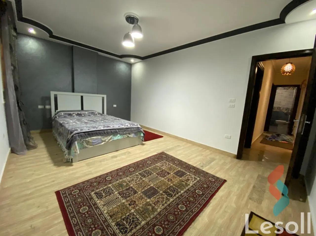 دوبلكس للايجار الشهري بمساحة 260 متر و 4 غرف في حدائق الأهرام الجيزة