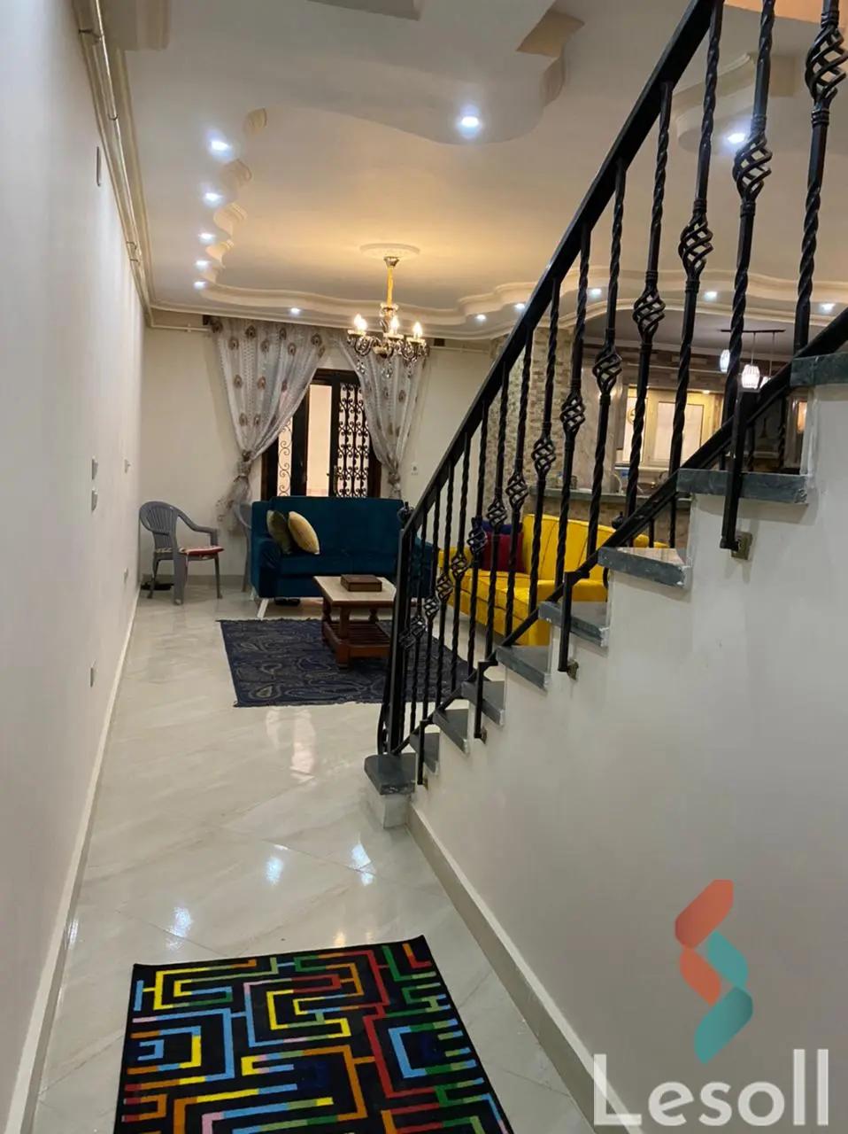 دوبلكس للايجار الشهري بمساحة 260 متر و 4 غرف في حدائق الأهرام الجيزة