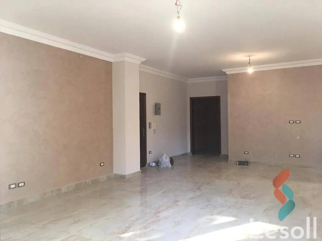 دوبلكس للبيع بمساحة 300 متر و 3 غرف في  التجمع الخامس القاهرة