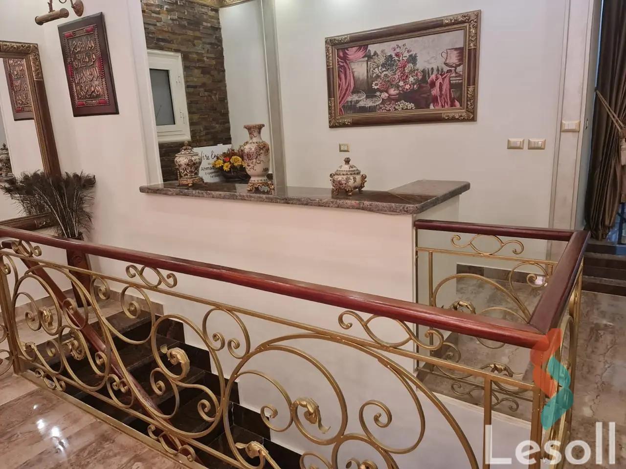 دوبلكس للبيع بمساحة 285 متر و 4 غرف في  التجمع الخامس القاهرة