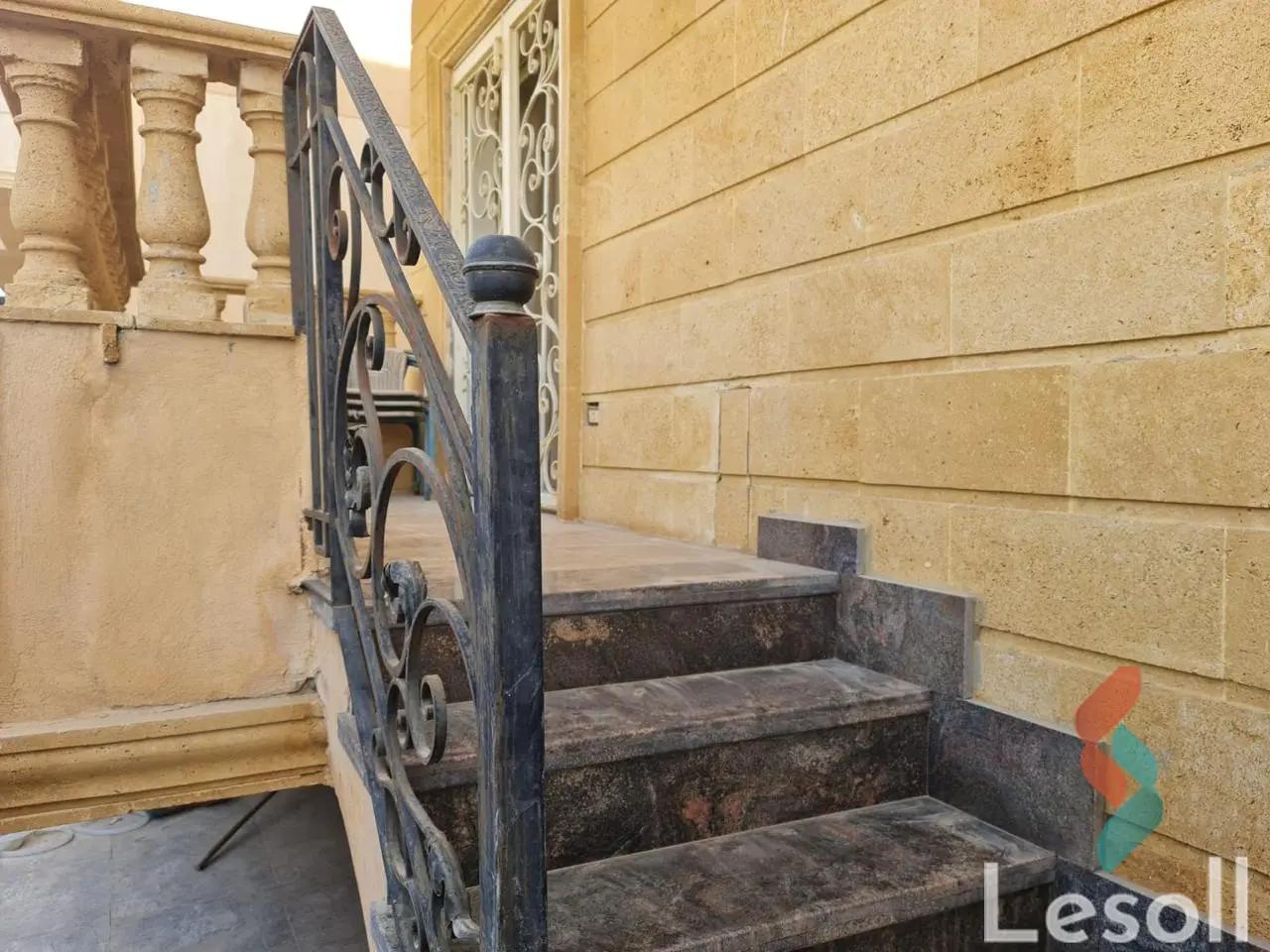 دوبلكس للبيع بمساحة 285 متر و 4 غرف في  التجمع الخامس القاهرة