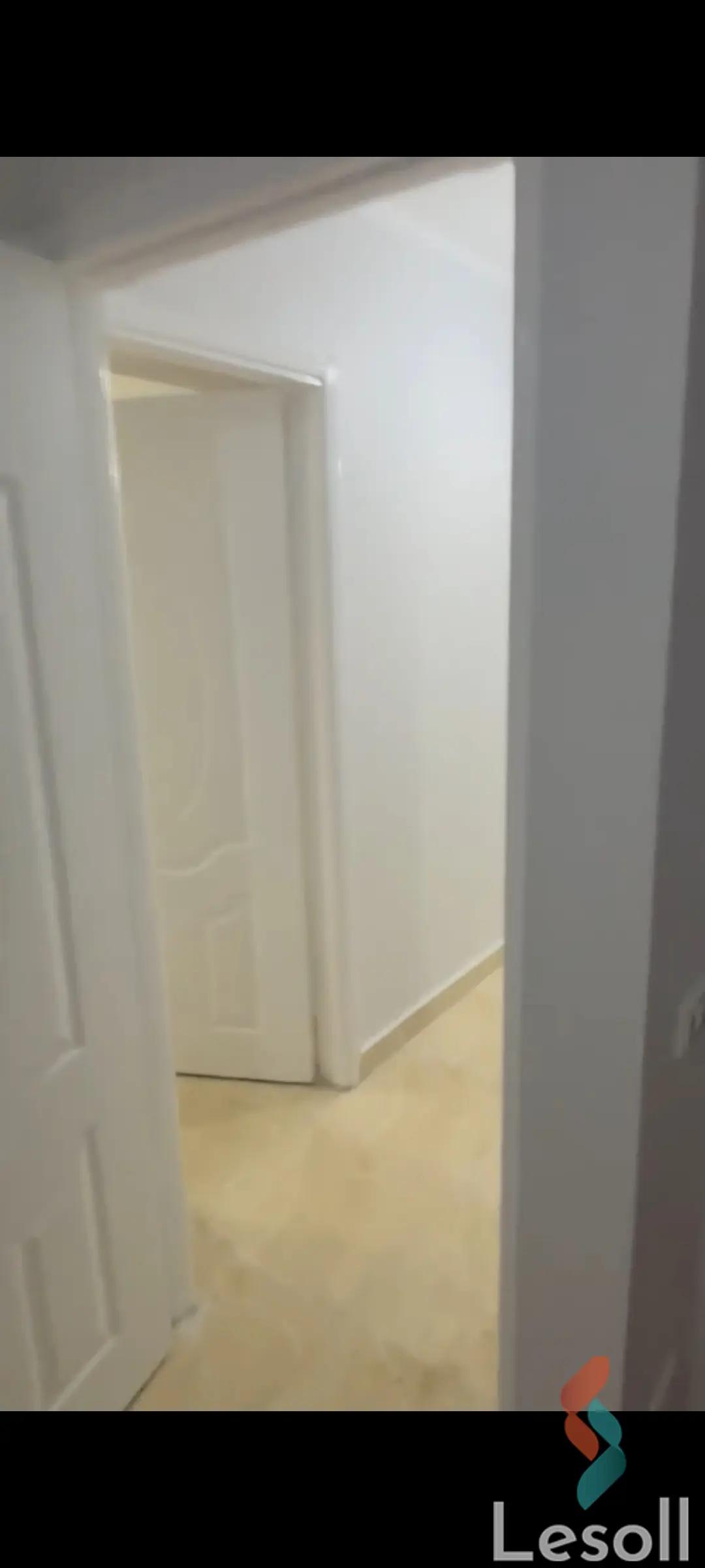 شقة للايجار الشهري بمساحة 110 متر و غرفتان في المقطم القاهرة